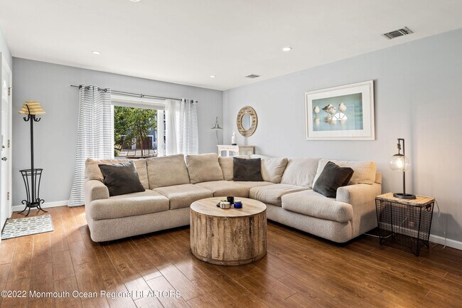 Photo - 207 Washington Ave