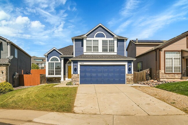 Building Photo - $3,040.95 - 3 Bed, 3-Bath Home in Aurora with In Unit Laundry and Central AC