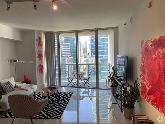 Building Photo - 475 Brickell Ave Unit 1710 Rental