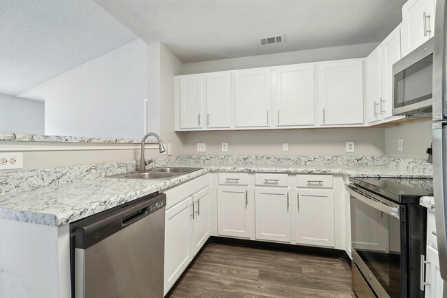 Varia en Oakcrest - Varia at Oakcrest