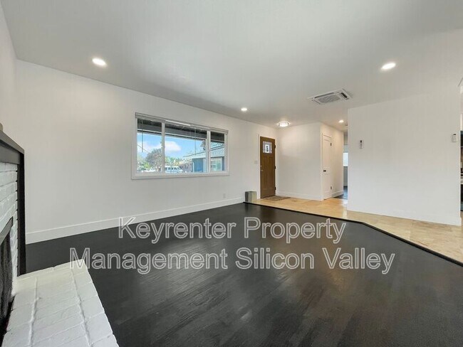 Photo - 403 Heath St