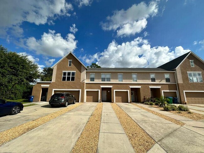 Photo - 4330 Tyler Cir N