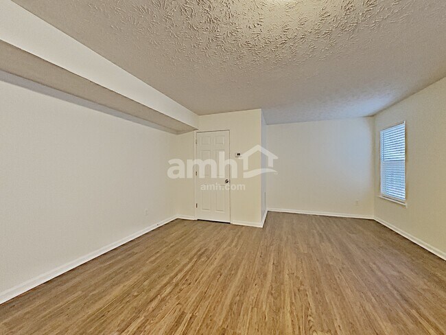 Photo - 3503 Madison Farm Way