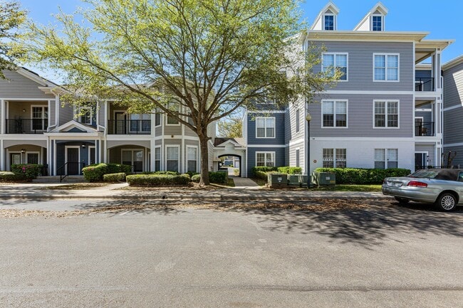 Photo - The Savoy at Southwood Apartamentos