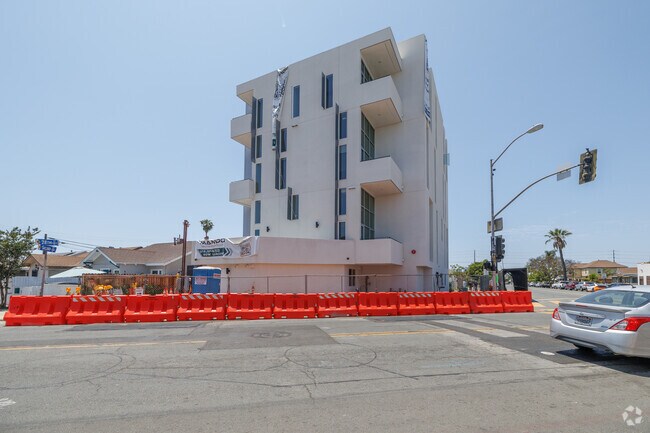 2283-2285 Ocean View