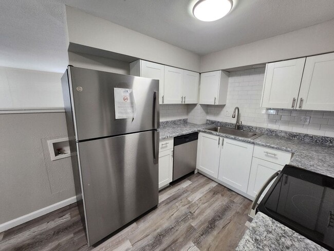 Photo - 1626 S Cascade Ave Unidad A