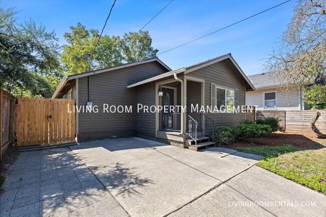 Photo - 1318 NE Rosa Parks Way
