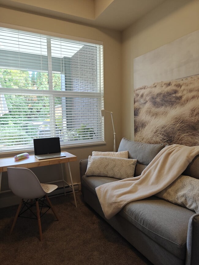 Photo - 2120 Gladwin Rd Unit 2120