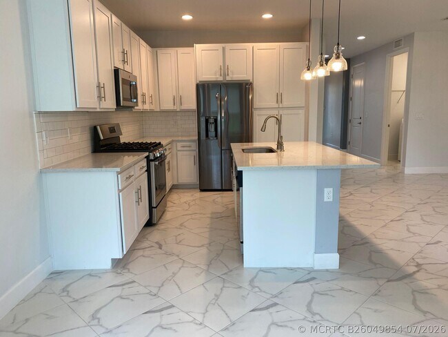 Photo - 12049 SW Jasper Lake Way