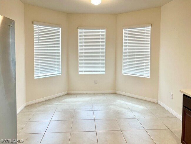 Photo - 1009 NE 11th St