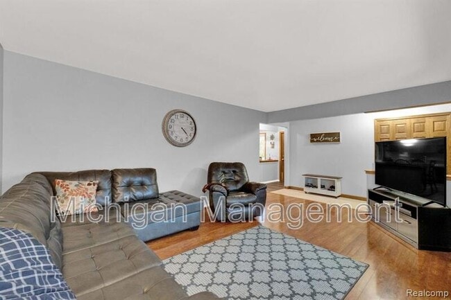 Photo - 1311 Ottawa Ave