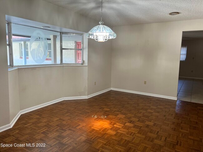 Photo - 113 Medina St