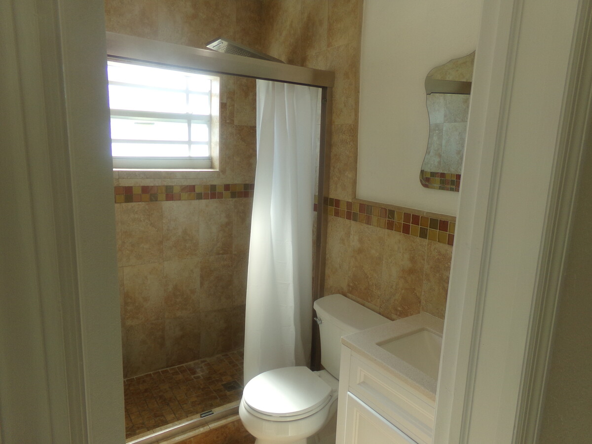 Photo - 2358 SW 18th St Apartments Unit 2