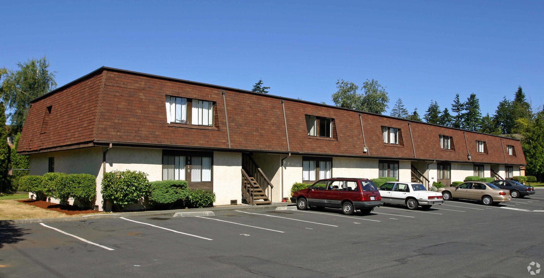 Mountain View Apartments - Mountain View Apartments