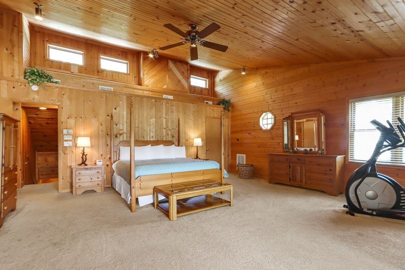 Photo - Lake Delavan Furnished Waterfront Home Ava...