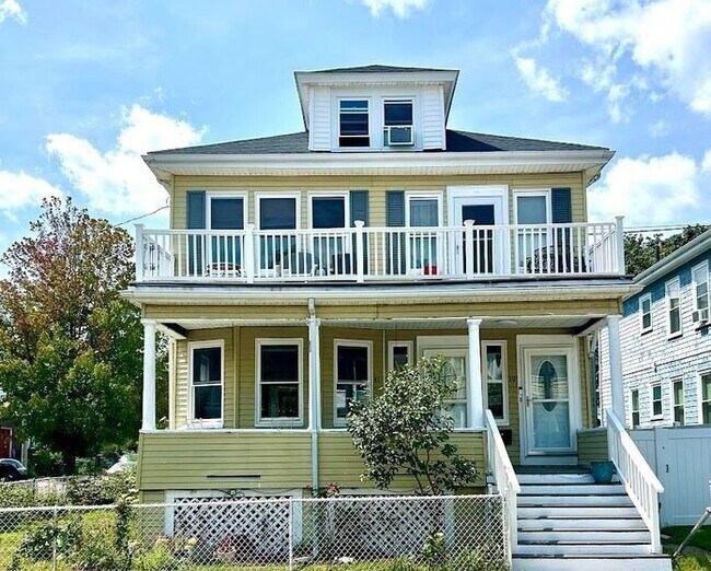 41 Dunbar Ave Unit 1