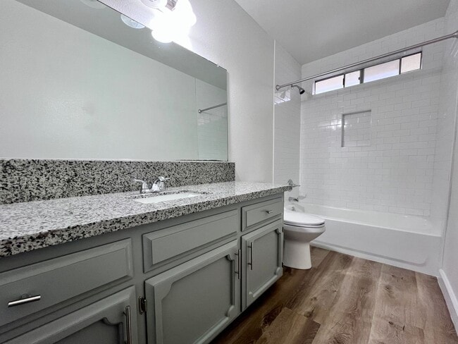 Photo - $2,595 Fresno St. & Bullard, 4 Bedroom House - E. Escalon Ave, Fresno