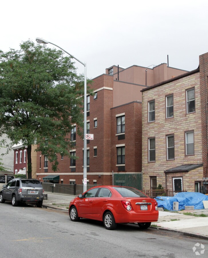 Photo - Wazobia House