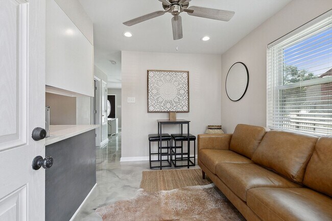400-D Sugar Pine Street