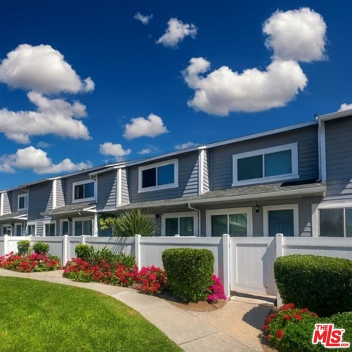 Photo - 1625 E G St Unit 8A