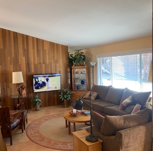 Photo - 74300 Covered Wagon Trail