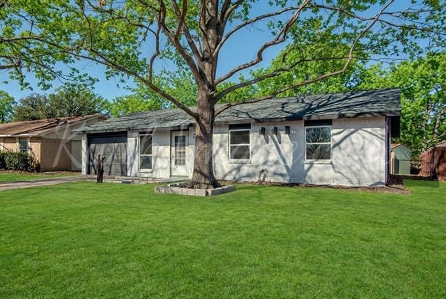 Building Photo - 1913 Fairfield Dr