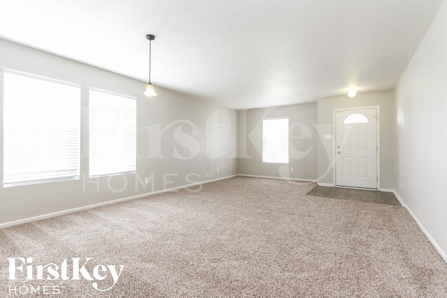 Photo - 8655 Hopewell Ct