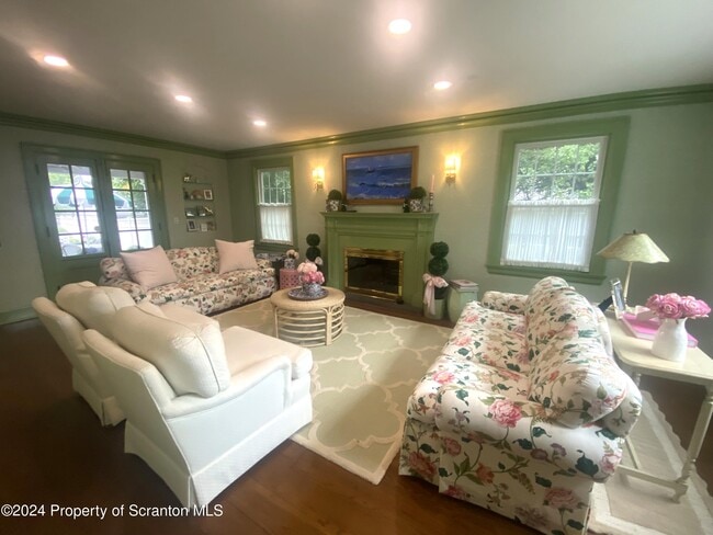 Photo - 1008 Electric St