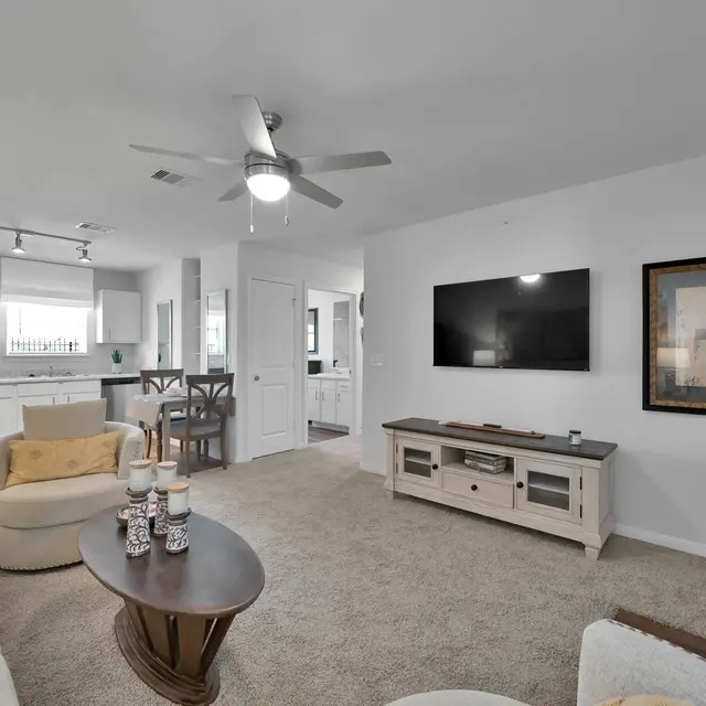 Photo - Luxury 2-Bed Home | Spacious Interiors! Unidad EKH2