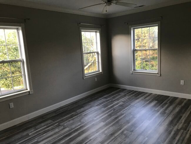 Bedroom - 2718 Northview Rd Unit #24