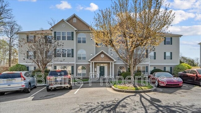 Photo - 6118 Hedgecock Cir