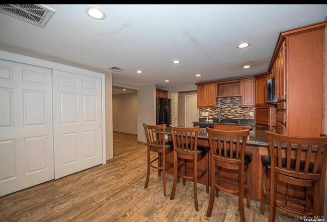 Photo - 16 Wildwood St