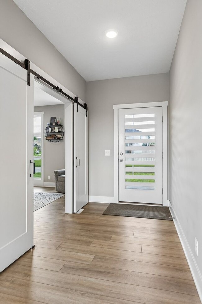 Photo - Luxurious 4 Bedroom in Yutan