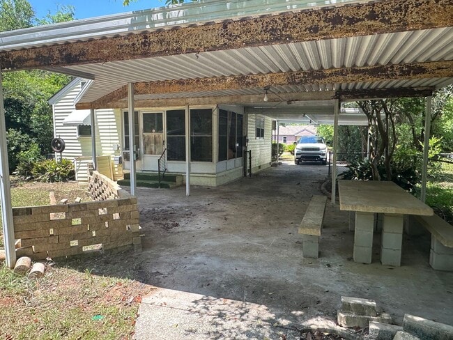 Photo - New Rental Available-2 Bedroom 1 Bath