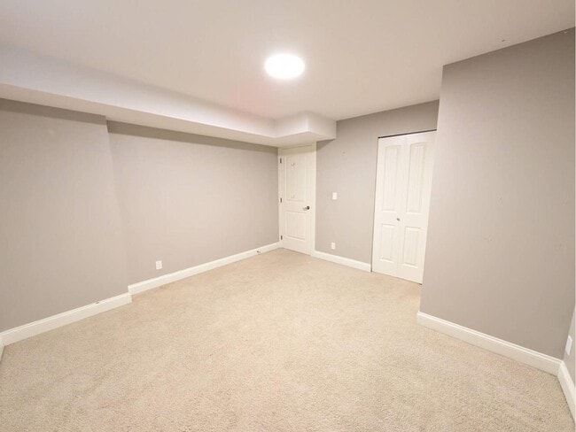 Photo - 21169-2183A 83A Ave