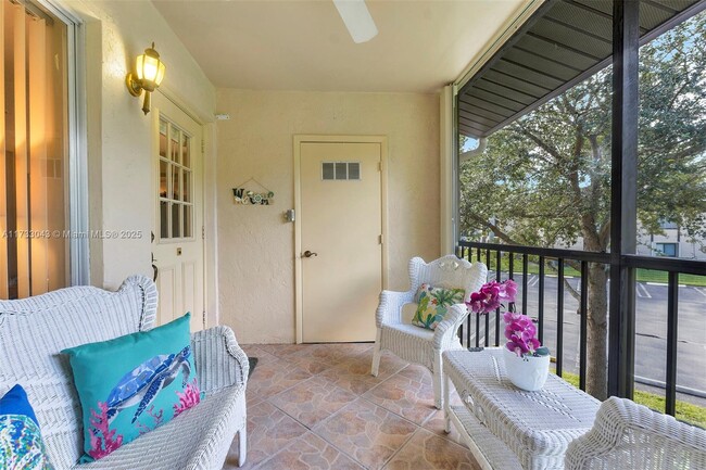 Photo - 442 Pine Glen Ln Unit D-2