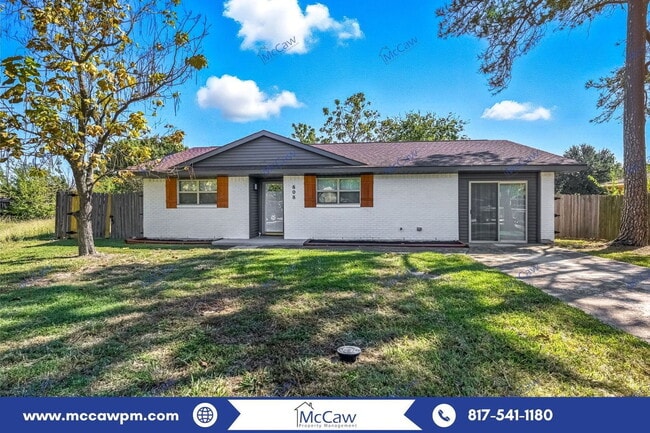Building Photo - 808 Bullock Dr