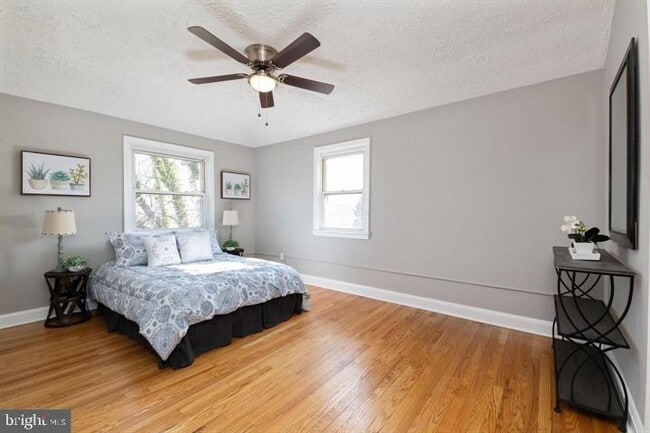 Photo - 1773 Joan Ave