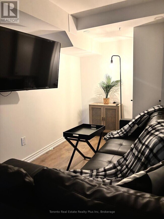 Photo - 43 Erintol Way