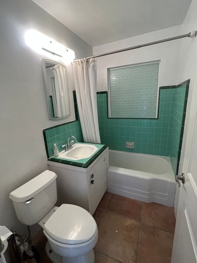 Photo - 4 Bed. 2 Ba. Home in Historic Dist. Minute...