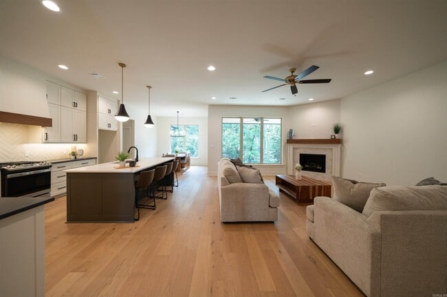 Photo - 15112 Matterhorn Lp