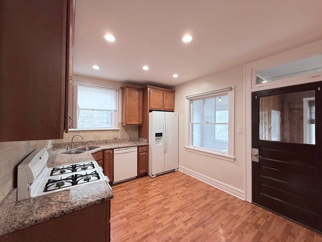 Photo - 4950 N Marmora Ave