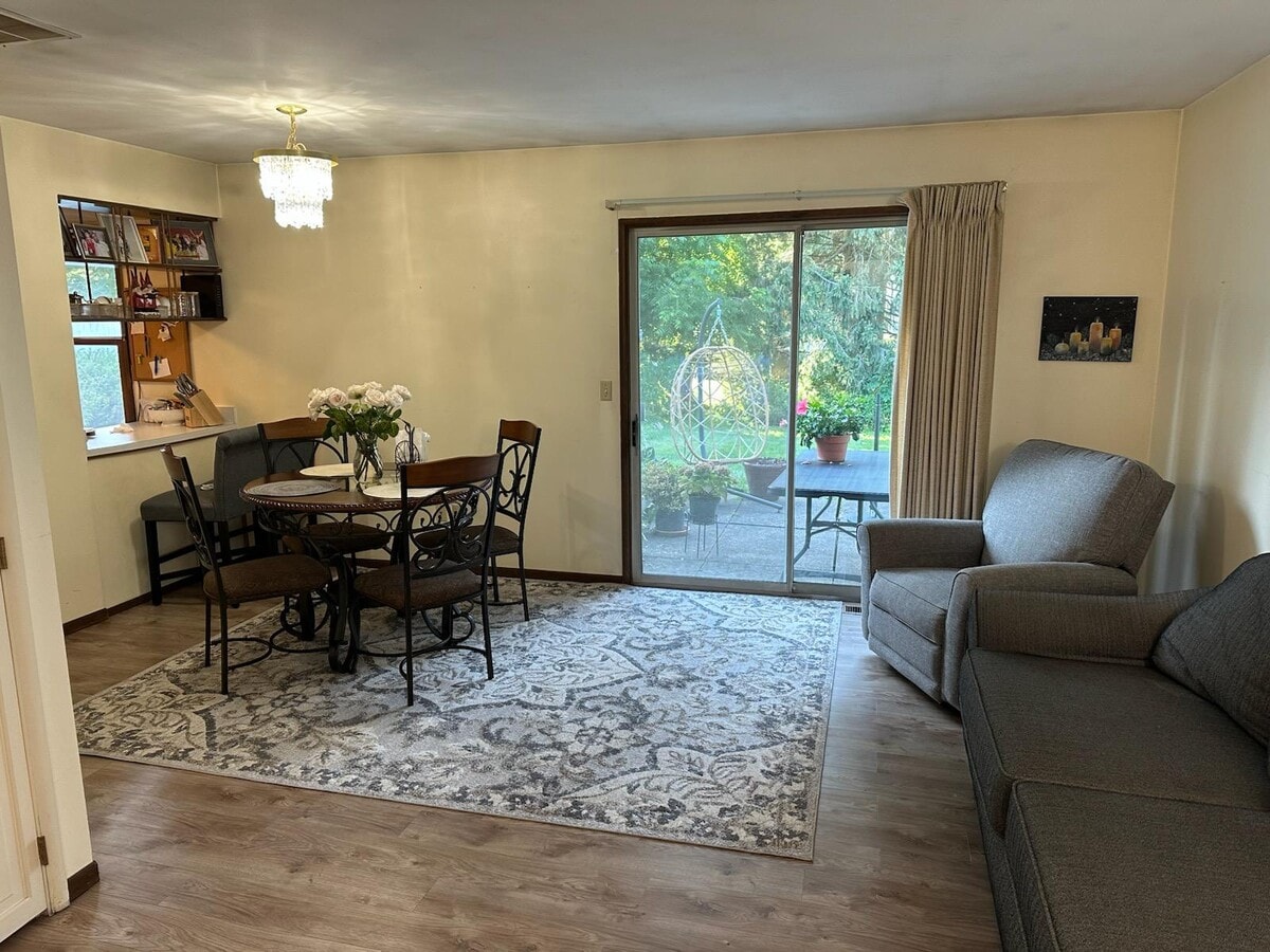 Photo - 255 Otterbein Dr Unit 255 Otterbein