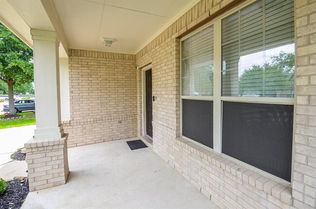 Photo - 4006 Autumn Pines Trail