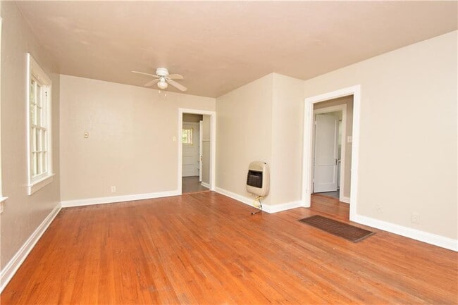 Photo - 3701 Werner Ave