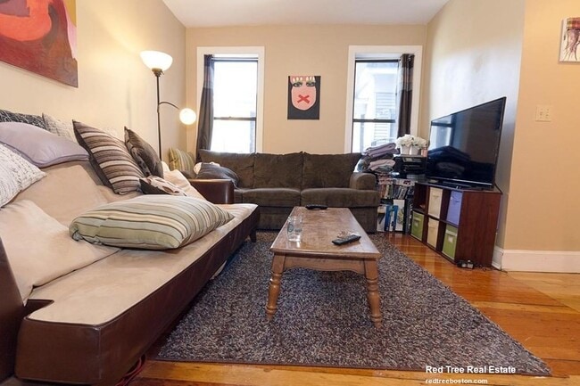 Photo - 17 Highgate St Unit 3