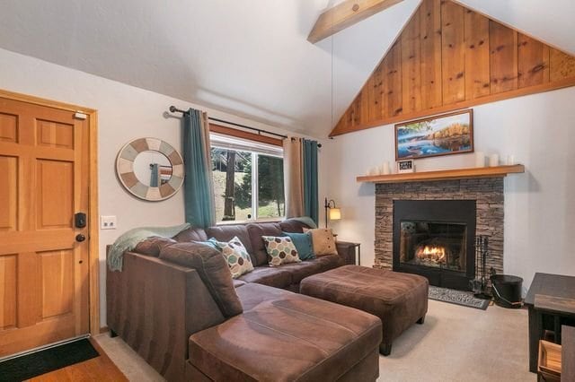 Photo - 144 Silver Spruce Dr