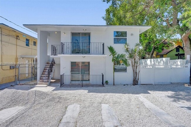 Photo - 3290 NW 4th St Apartamento Unidad 3290
