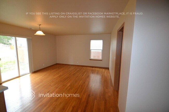 Photo - 20111 15th Avenue E