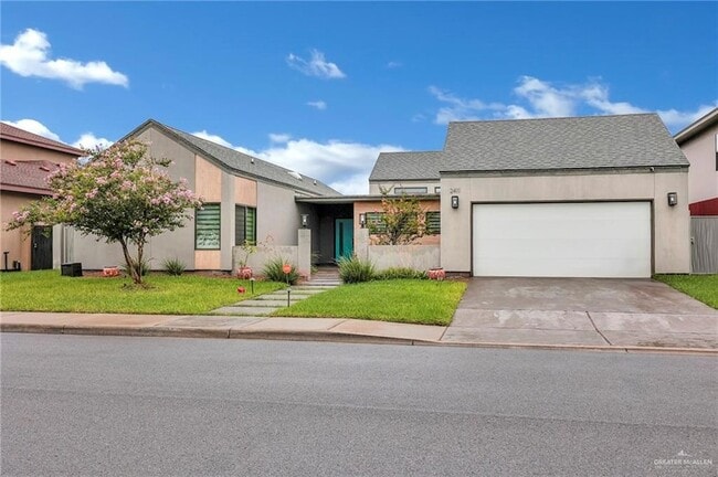 Photo - 2411 W Holland Ave